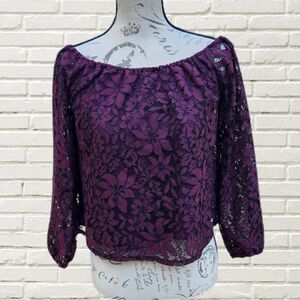 Hollister -502 off shoulder long sleeve lace top‎ burgundy  XS